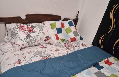 Terrace Bed & Breakfast | Cozy & Neat 1BR Suite– 5min Walk to Ksyen Reg Hosp | Ideal for Nurses & Visitors