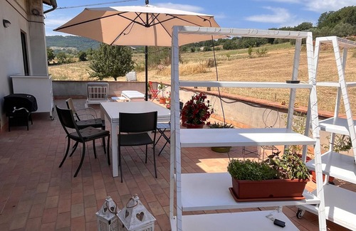 Monte Castello di Vibio House | Cozy Old Factory in Umbria