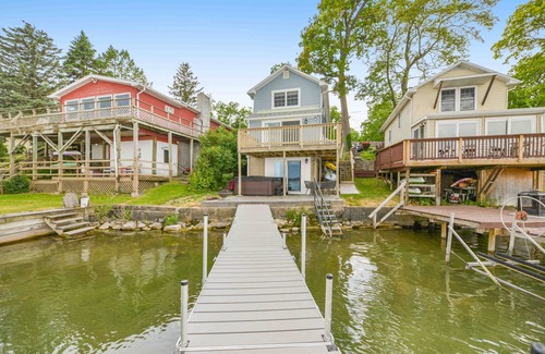 Seneca Falls House | Cozy on Cayuga: "Lakeside Wine Country Dream Home!"
