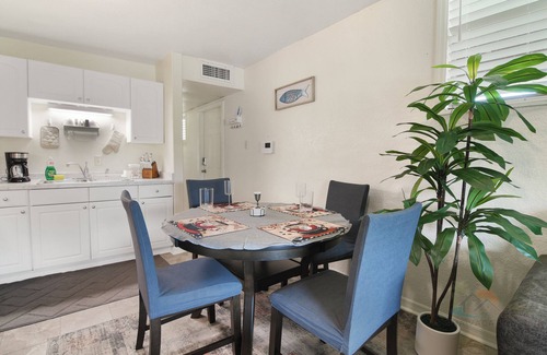 Crooked Lake Park House | Cozy on Crooked Lake - Lakefront & Pet Friendly