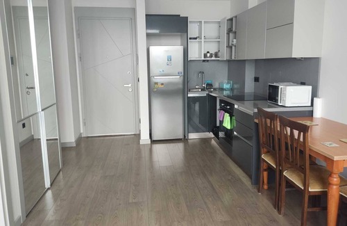 Avcilar Condo | Cozy one-bedroom APT 29th floor, 4 min walk to Metro bus, spectacular city view.