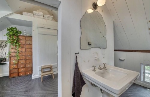 Orient Point Other | Cozy Orient Farmhouse on 1.6 Acres with Pool and Walk to Beach