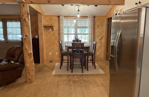 Waterloo Cabin | Cozy , Peaceful Waterfront Cabin in Beautiful Waterloo, AL!
