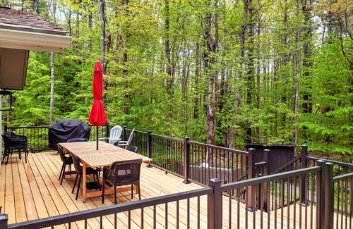 Gilford Cottage | Cozy, Pet-Friendly Escape Near Lake & Mountains