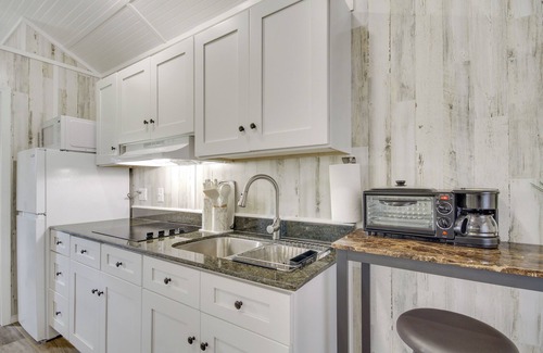 Picayune House | Cozy Picayune Tiny Home Rental ~ 4 Mi to Downtown!