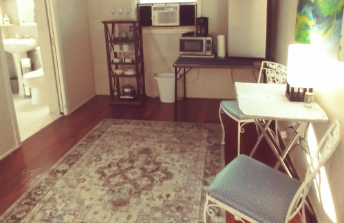 Winter Garden Cottage | Cozy Private Guest Suite Historic Downtown Winter Garden