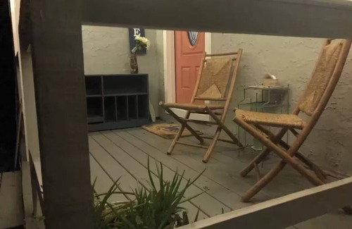 Odessa House | Cozy, Quiet Keystone Cottage. Nestled in a lush Old Florida neighborhood.