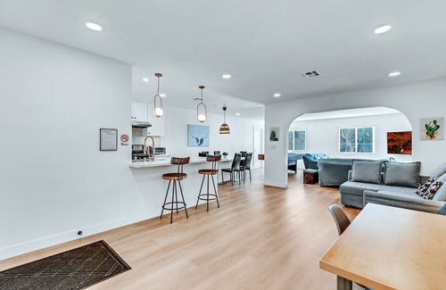 South el Monte House | Cozy Remodel 4Bd 3Ba Kid-Friendly Home Nearby DTLA