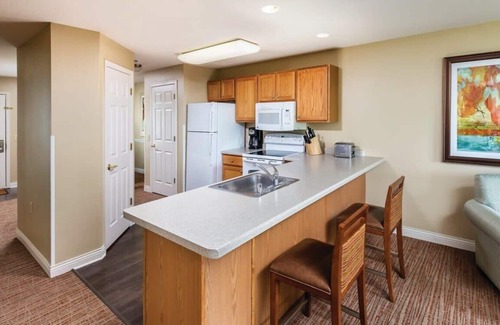 Hanover Condo | Cozy Retreat: 1BR King Suite @ Wyndham Tamarack