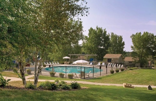 Hanover Condo | Cozy Retreat: 1BR King Suite @ Wyndham Tamarack