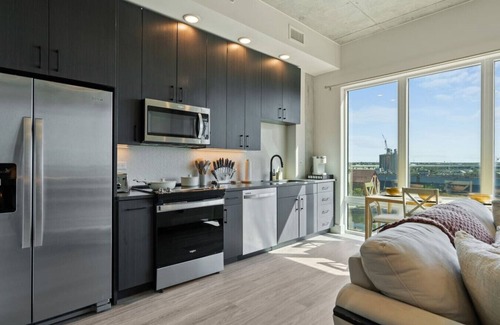 Channel District Apartment | Cozy Retreat Channelside | 1 BR | Great Amenities