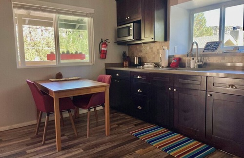 Wrightwood Apartment | Cozy Retreat|Close to Village|Pets OK