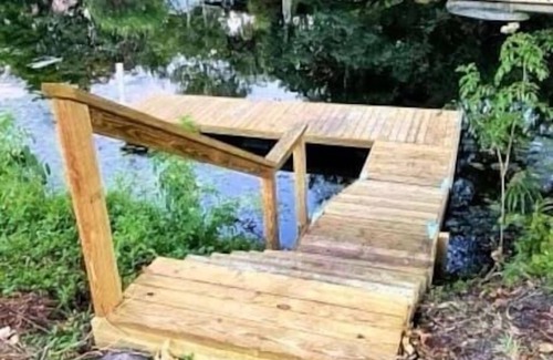 Chassahowitzka Cabin | Cozy River Cabin 4 Su