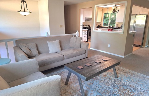 North Creek House | Cozy room in a quiet house and safe neighborhood.