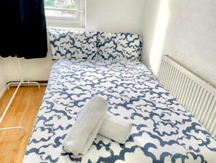 Bethnal Green House | Cozy room in London 1 stop to Liverpool street