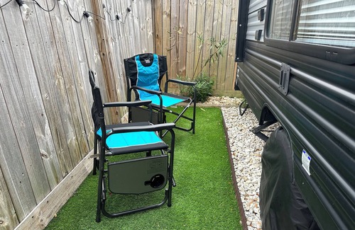 Courier City - Oscawana House | Cozy RV in Tampa, Hyde Park area with WiFi, AC. Close to UT, downtown.