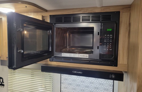 Nipomo House | Cozy RV with WiFi, AC and view in charming Nipomo
