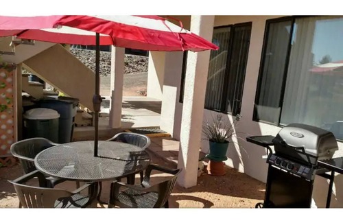 Cottonwood-Verde Village Cottage | Cozy Safe Guest cottage near Sedona and Wineries