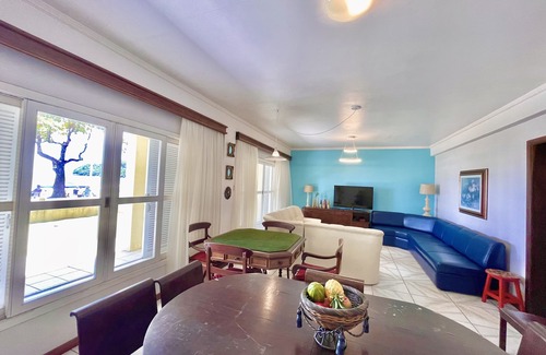 Cabecudas House | Cozy seafront house on Cabeçudas Beach! 5 minutes from BC