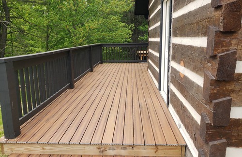 Town of Catharine Cabin | Cozy, secluded log cabin, summer vacation get-away or Fall Hunters paradise .