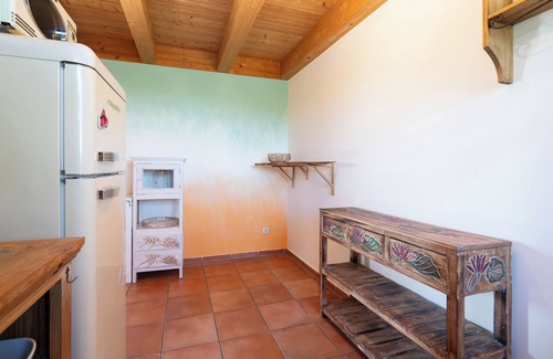 Fehmarn House | Cozy semi-detached house with fireplace, terrace and WiFi - your perfect retreat
