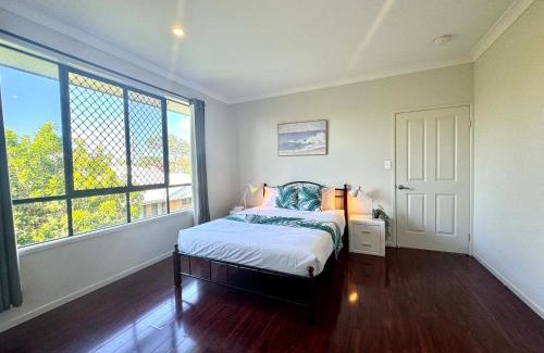 Coopers Plains House | Cozy Share Suite in Coopers Plains - Double Room with Private Bathroom