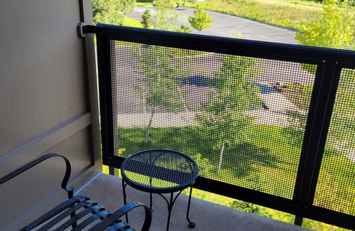 Kellogg Condo | Cozy Slope Studio