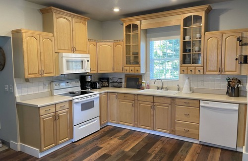 St. Maries House | Cozy St. Maries House with Private Dock on St. Joe River!