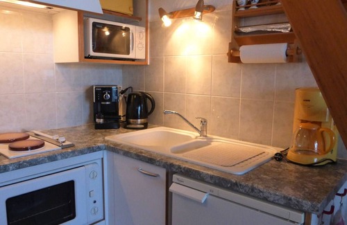 Saint-Hilaire-de-Riez Apartment | Cozy Studio with Mezzanine, Balcony & Garage, 200m from Beach - Sleeps 4 - Saint-Hilaire-de-Riez