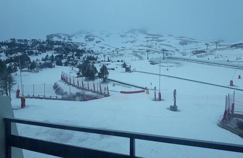 Arette Apartment | Cozy studio 4/5 pers, ski-in/ski-out, Arette