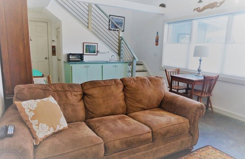 Malletts Bay Apartment | Cozy studio apartment near Island Line Bikeway and Lake Champlain.