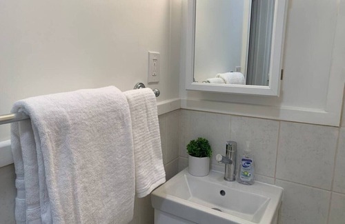 Allentown Apartment | Cozy Studio Apartment in the Perfect Location