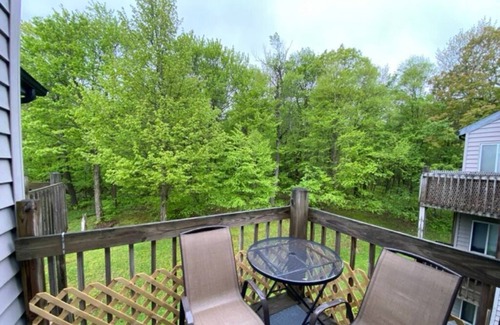 Claysburg Condo | Cozy Studio Condo with Loft, Steps from Skiing, Hiking & More!