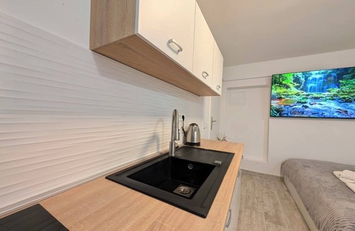 Sesvete Apartment | Cozy Studio in Peaceful Neighborhood
