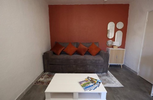 Monteux Apartment | Cozy studio in the heart of the village