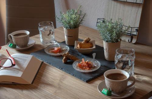 Trikala Apartment | Cozy Studio in Trikala Center with private Parking!