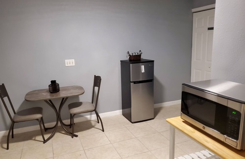 Tampa Apartment | Cozy Studio