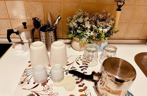 Historic Center Apartment | Cozy studio,Wifi,kitchen and bath!