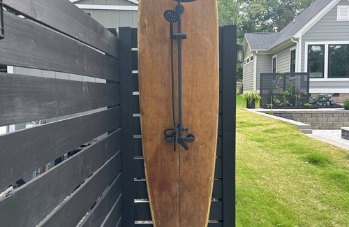 Bowling Green Apartment | Cozy Studio with access to pool, Lake and Dock.