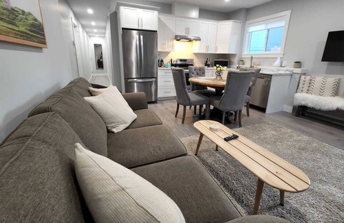 Cowichan Bay Apartment | Cozy suite in the heart of Cowichan Bay with private entrance