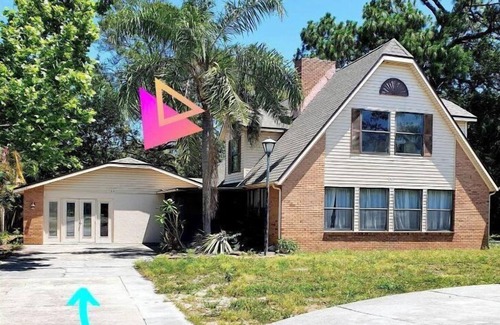 New Port Richey House | Cozy suite with separate entrance.