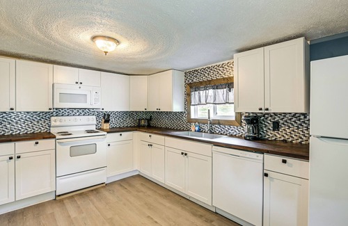 Tazewell House | Cozy Tazewell Home w/Grill on Back of the Dragon!