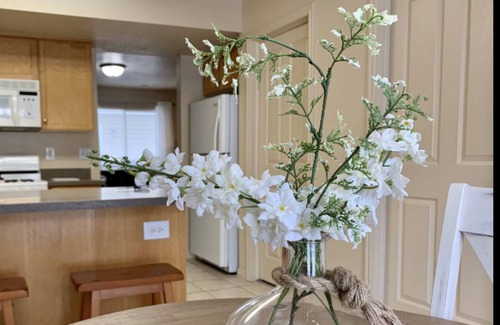 Chubbuck House | Cozy townhouse—centrally located w/ garage!