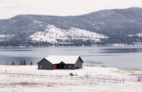 Elmo House | Cozy, Tranquil, & Stunning Lake View Home with Hot Tub, Sauna, and Outdoor Fun!