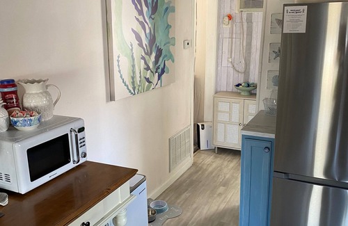 Mystic Island House | Cozy Waterfront Cottage Near Historic Town-Pets OK