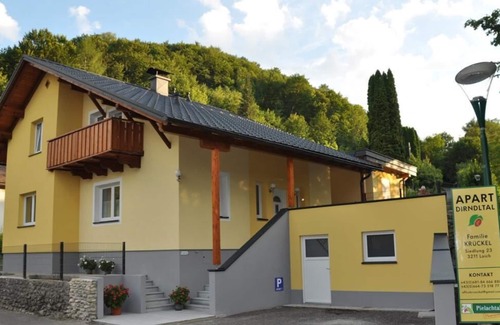 Loich Apartment | Cozy vacation apartment (55sqm) on the upper floor with balcony