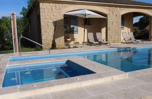 Castillon-du-Gard House | Cozy vacation home with heated pool + whirlpool, sauna. Pet friendly.
