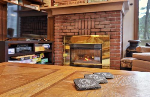 Bridgewater Corners House | Cozy Vermont House Near Ski Resort, Bridgewater and Woodstock, Private
