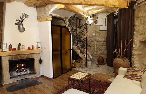 La Pobla de Cervoles House | Cozy village house, ideal to disconnect.