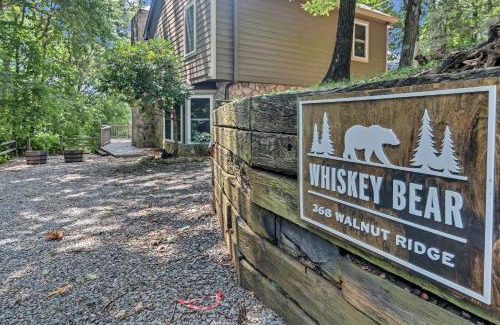 Walnut Mountain House | Cozy Walnut Mountain Cabin with Hot Tub & Views